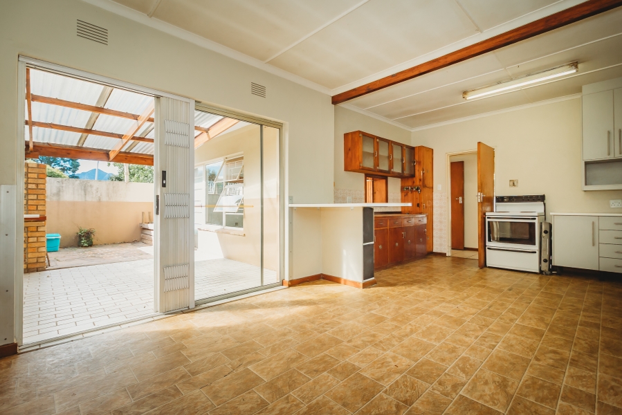 3 Bedroom Property for Sale in Loerie Park Western Cape